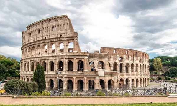World landmarks quizzes with images in QuizAx